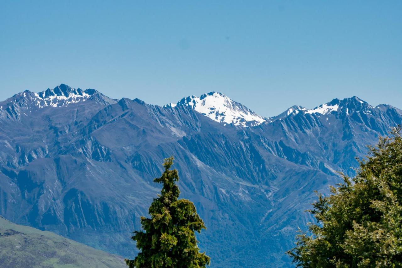Views On Parry - Lake Hawea Holiday Home Экстерьер фото